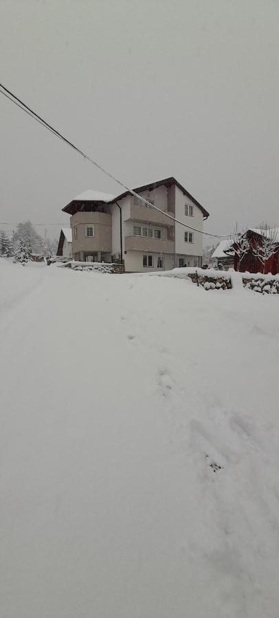 Apartmani Bilic Korenica Exterior photo