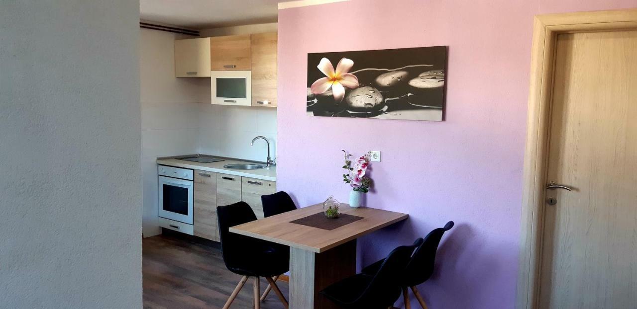 Apartmani Bilic Korenica Exterior photo