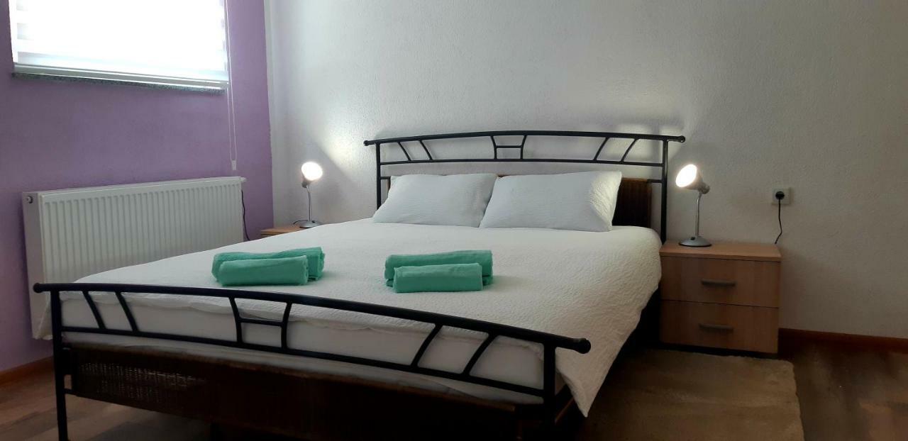 Apartmani Bilic Korenica Exterior photo